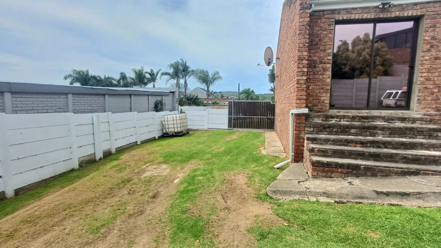 3 Bedroom Property for Sale in Strelitzia Park Eastern Cape